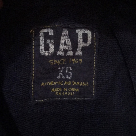 Gap sweatshirt for boys with hood and zipper - Picture 3 of 4